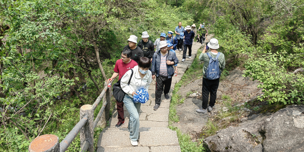 邦大重工團(tuán)隊(duì)洛陽(yáng)重渡溝兩日游